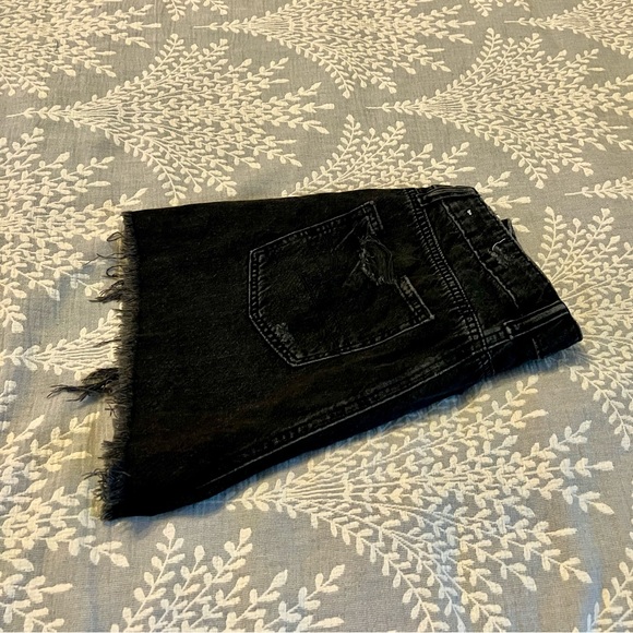 American Eagle Outfitter Black Distress Short size 0 - Picture 5 of 8